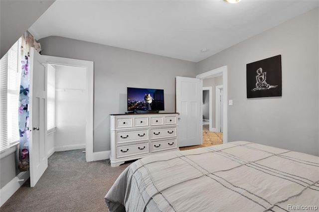 60 Mclean Street, Highland Park, MI 48203