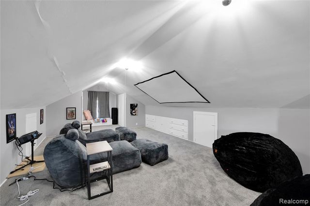 60 Mclean Street, Highland Park, MI 48203