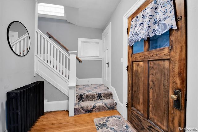 60 Mclean Street, Highland Park, MI 48203