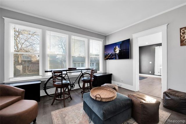 60 Mclean Street, Highland Park, MI 48203