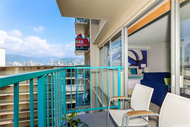 444 Kanekapolei Street 1008, Honolulu, HI 96815