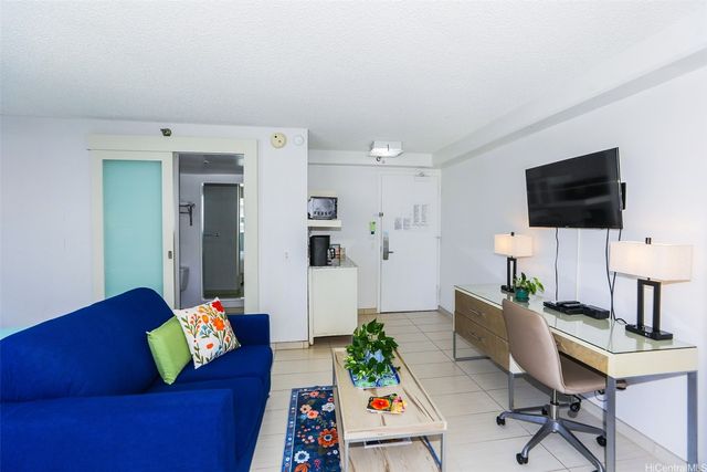 444 Kanekapolei Street 1008, Honolulu, HI 96815