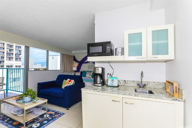 444 Kanekapolei Street 1008, Honolulu, HI 96815