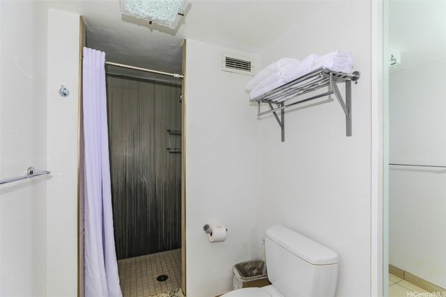 444 Kanekapolei Street 1008, Honolulu, HI 96815