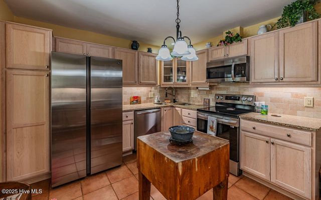 44 Village Green Circle, Southern Pines, NC 28387