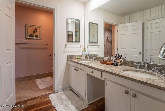 44 Village Green Circle, Southern Pines, NC 28387