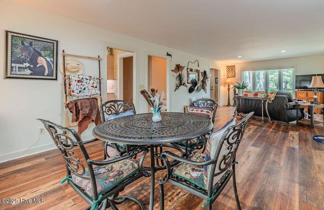 44 Village Green Circle, Southern Pines, NC 28387