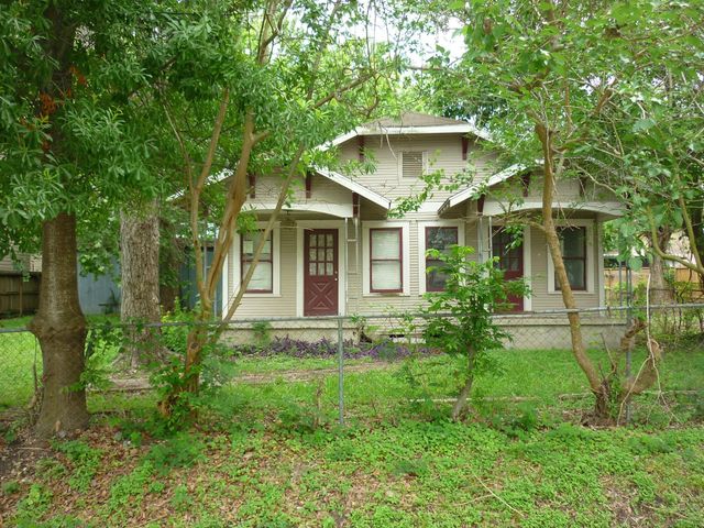 5227 Kiam Street, Houston, TX 77007