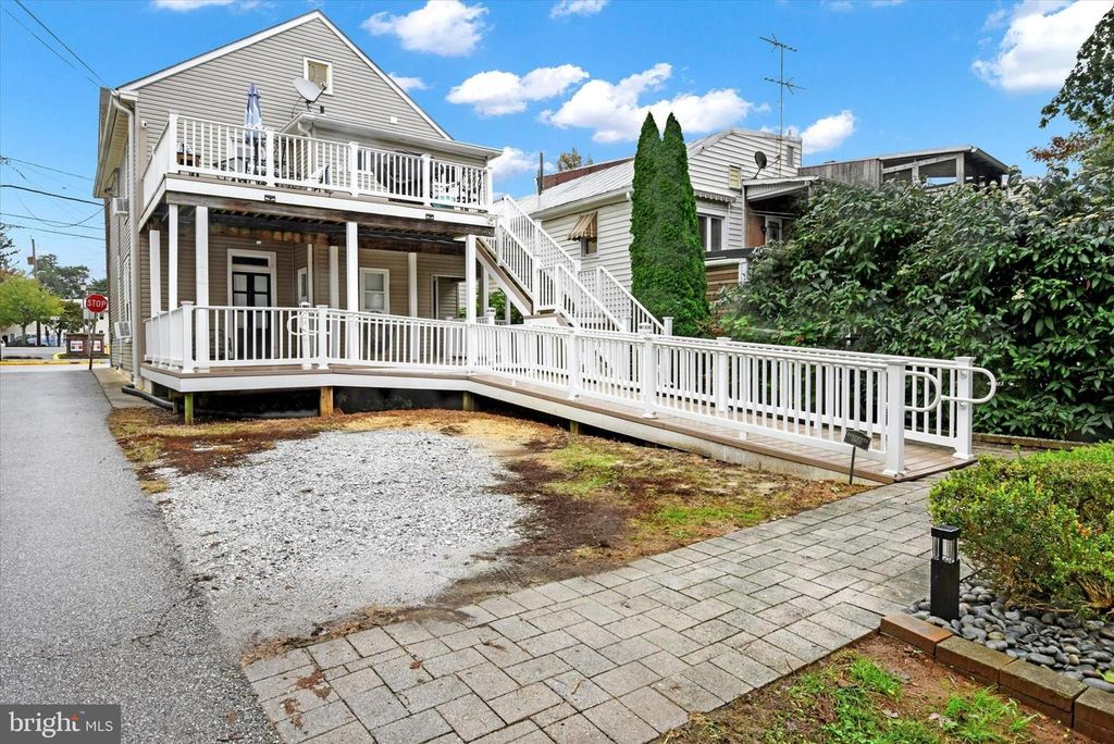 Image 6 of property listing at 125 W MAIN ST, Westminster, MD 21157