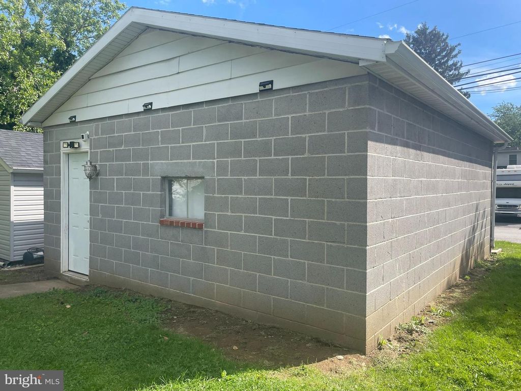 Image 7 of property listing at 125 W MAIN ST, Westminster, MD 21157