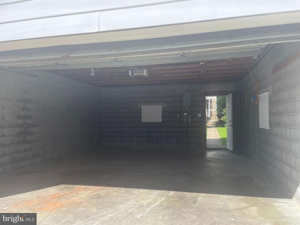 Image 9 of property listing at 125 W MAIN ST, Westminster, MD 21157