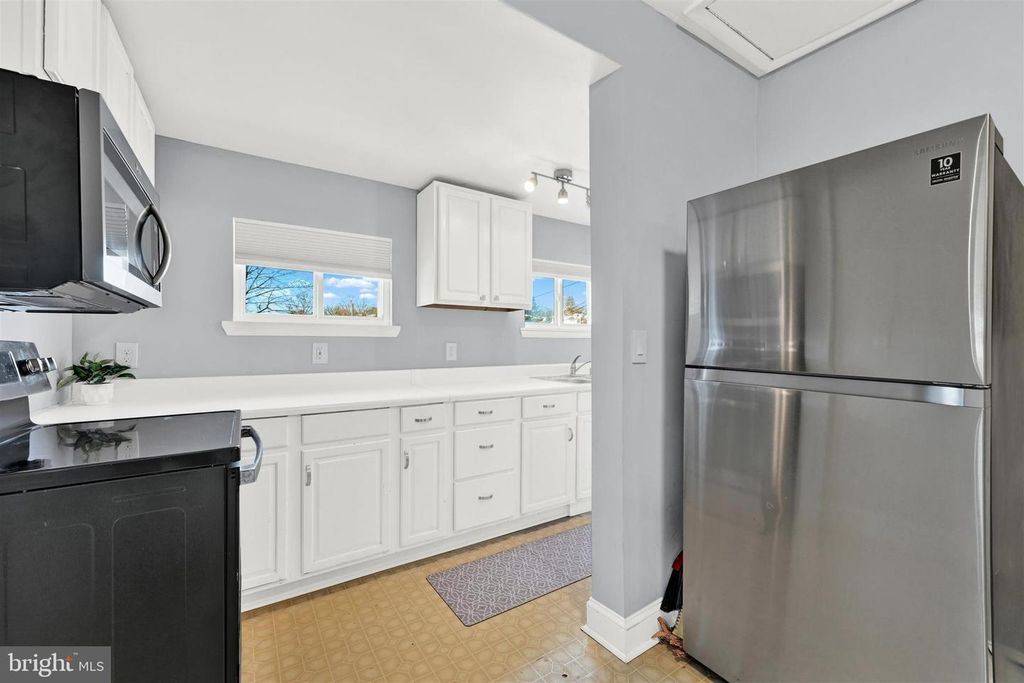 Image 18 of property listing at 125 W MAIN ST, Westminster, MD 21157