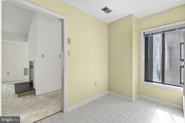 928 WINDBROOKE DR #928, Gaithersburg, MD 20879