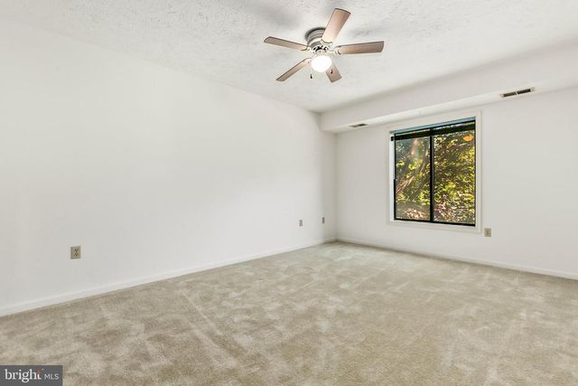 928 WINDBROOKE DR #928, Gaithersburg, MD 20879