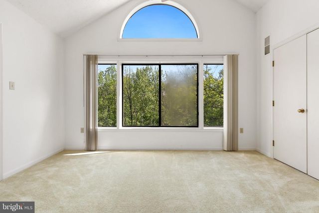 928 WINDBROOKE DR #928, Gaithersburg, MD 20879