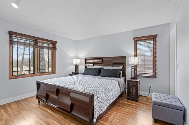 8560 Holland Avenue, Apple Valley, MN 55124