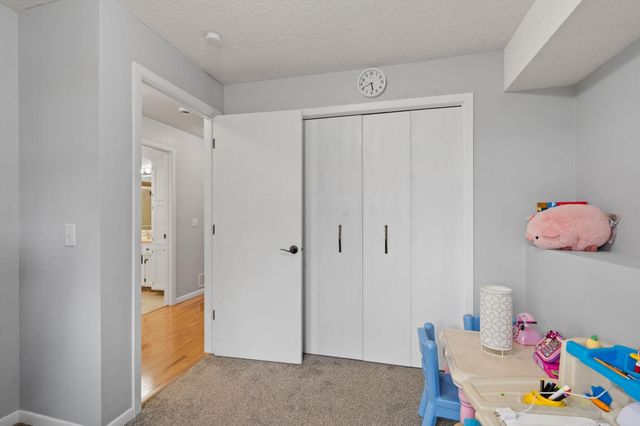 8560 Holland Avenue, Apple Valley, MN 55124