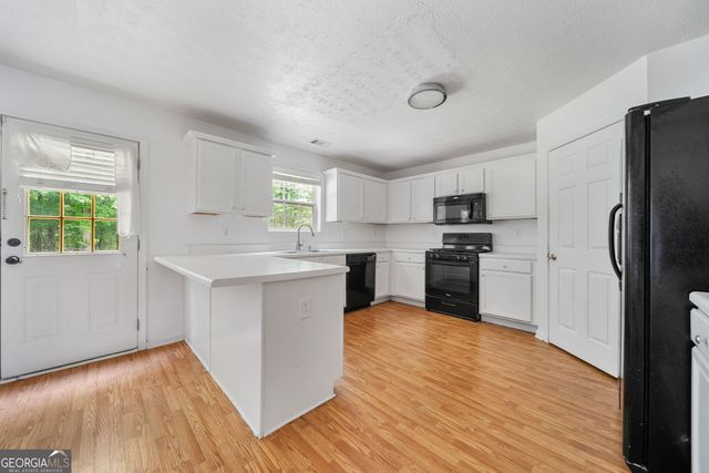6906 Wynmeadow Drive, Stone Mountain, GA 30087