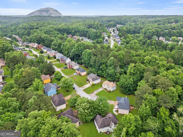 6906 Wynmeadow Drive, Stone Mountain, GA 30087