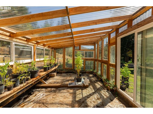 0 RICE CREEK Rd, Winston, OR 97496