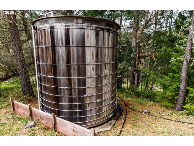 0 RICE CREEK Rd, Winston, OR 97496