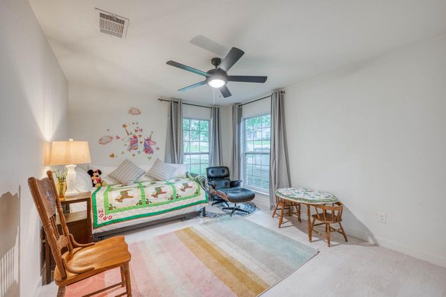 301 6th ST, Marble Falls, TX 78654