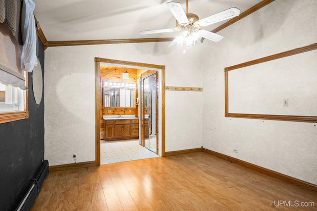 4864 Greenwood 18.12 Drive, Escanaba, MI 49829