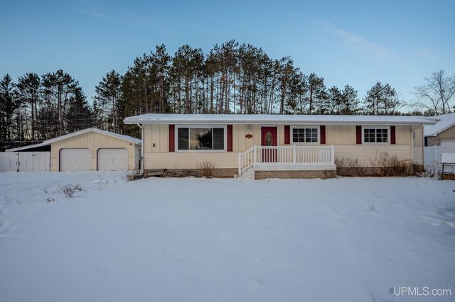 4864 Greenwood 18.12 Drive, Escanaba, MI 49829
