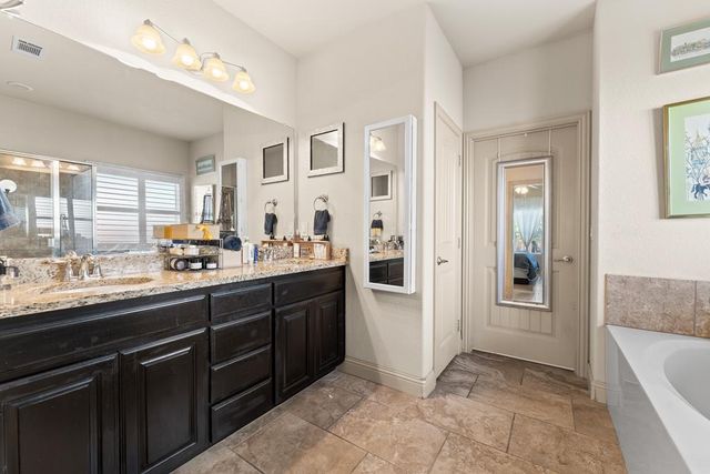 3908 Roma, Odessa, TX 79765