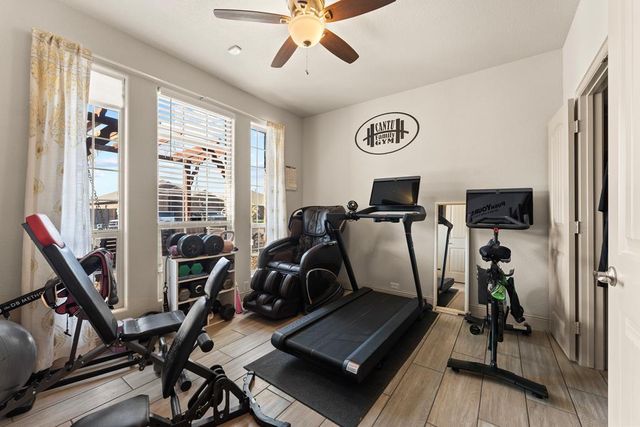 3908 Roma, Odessa, TX 79765