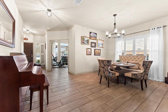 3908 Roma, Odessa, TX 79765