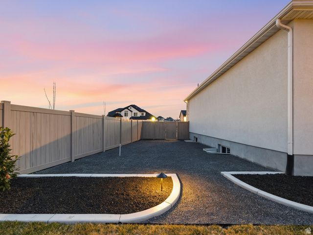 12176 N CREEK MEADOW CT, Highland, UT 84003