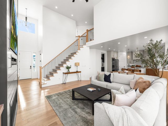 12176 N CREEK MEADOW CT, Highland, UT 84003