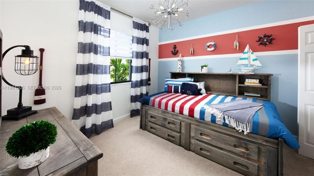 3328 W 114th Ter, Hialeah, FL 33018