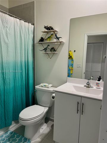 3328 W 114th Ter, Hialeah, FL 33018