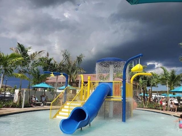 3328 W 114th Ter, Hialeah, FL 33018