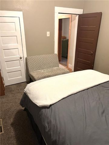 107 E 22nd Street, Pittsburg, KS 66762