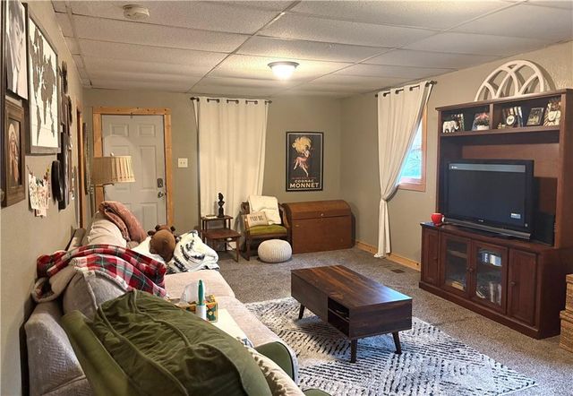 107 E 22nd Street, Pittsburg, KS 66762