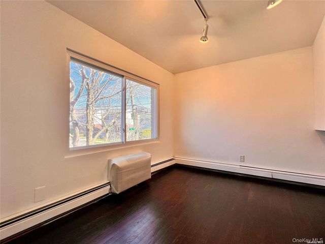 21618 39th Avenue, Bayside, NY 11361