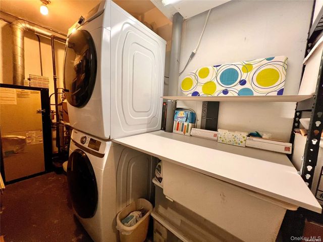 21618 39th Avenue, Bayside, NY 11361