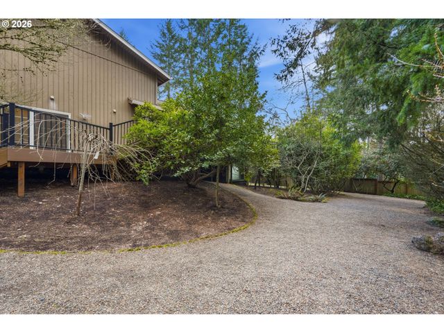 2831 VALE Ct, Lake Oswego, OR 97034
