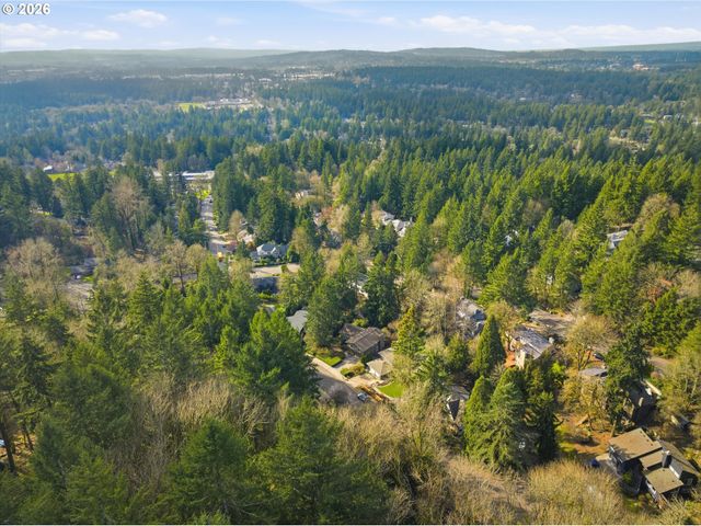 2831 VALE Ct, Lake Oswego, OR 97034