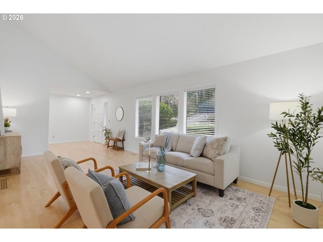 2831 VALE Ct, Lake Oswego, OR 97034