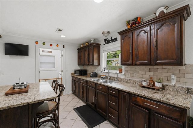 1300 Dyer Street, Springdale, AR 72762