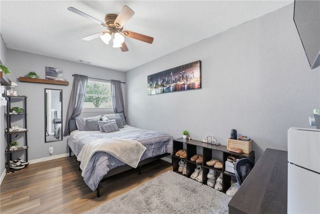 1300 Dyer Street, Springdale, AR 72762