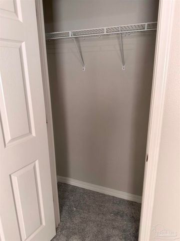 711 Marsh Harbor Dr, Mary Esther, FL 32569