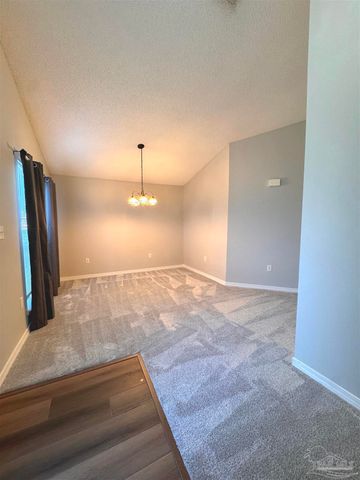 711 Marsh Harbor Dr, Mary Esther, FL 32569