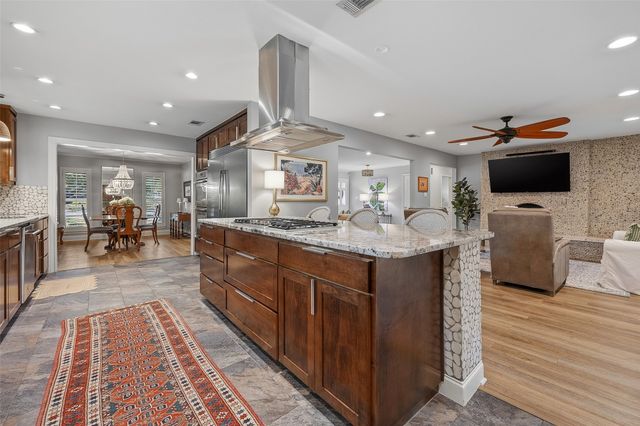 1700 Saxony Road, Fort Worth, TX 76116