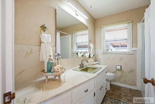 810 Cranmer Avenue, Idaho Falls, ID 83401