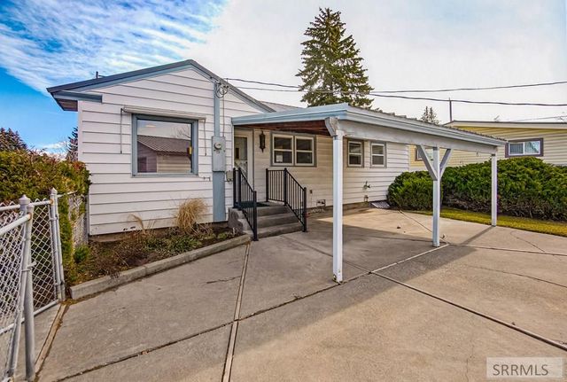 810 Cranmer Avenue, Idaho Falls, ID 83401